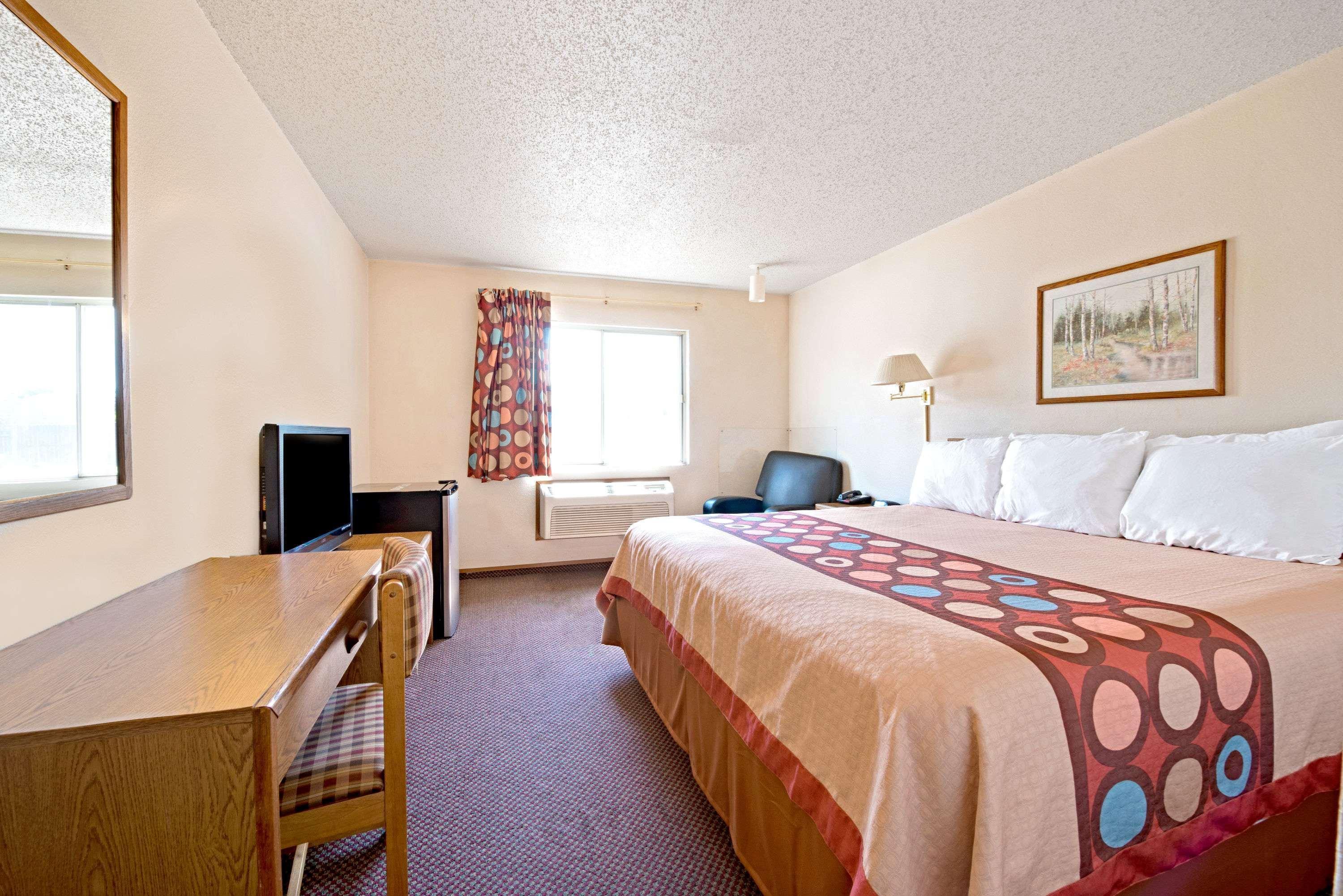 Super 8 By Wyndham Plano/Dallas Area Екстер'єр фото