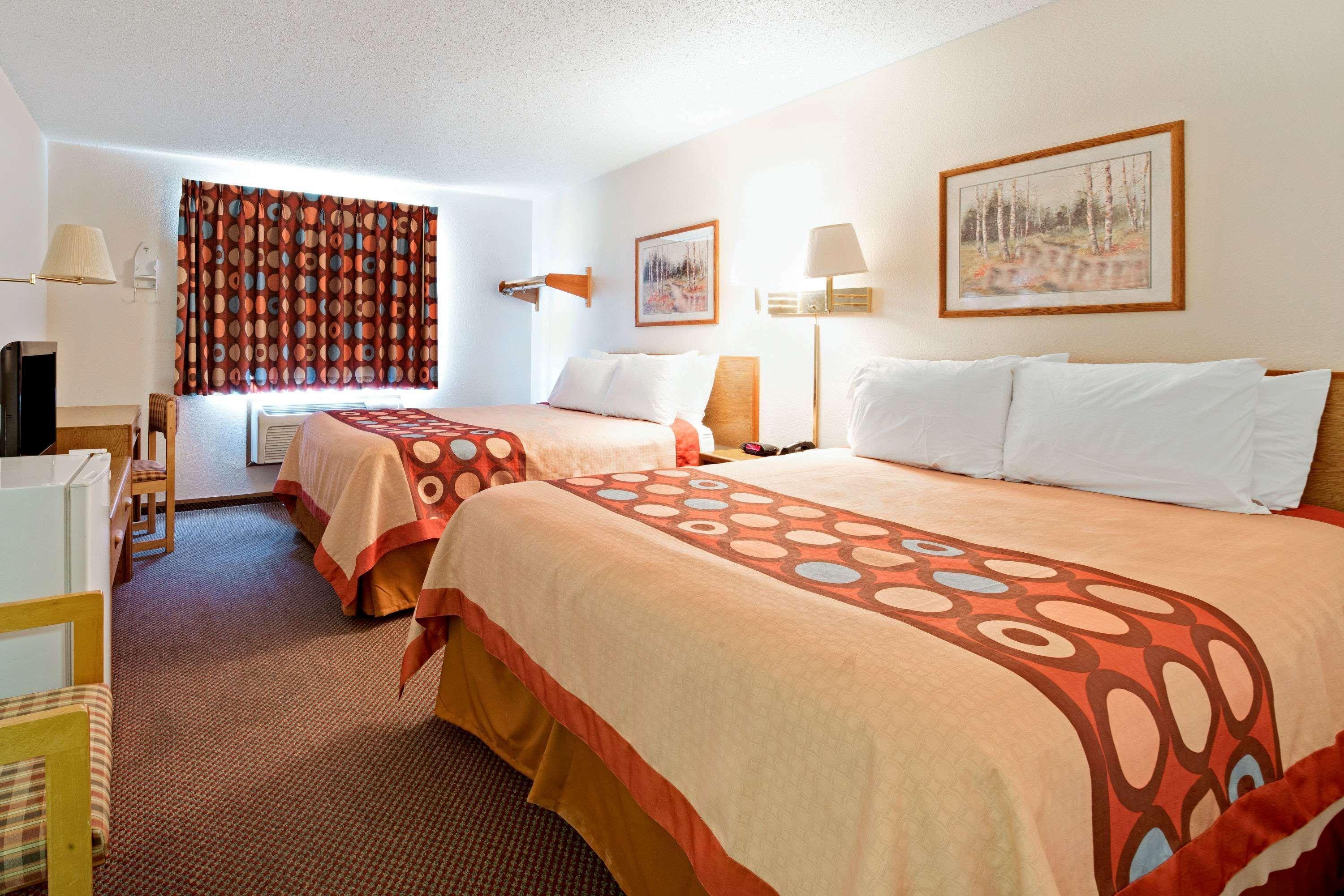 Super 8 By Wyndham Plano/Dallas Area Екстер'єр фото
