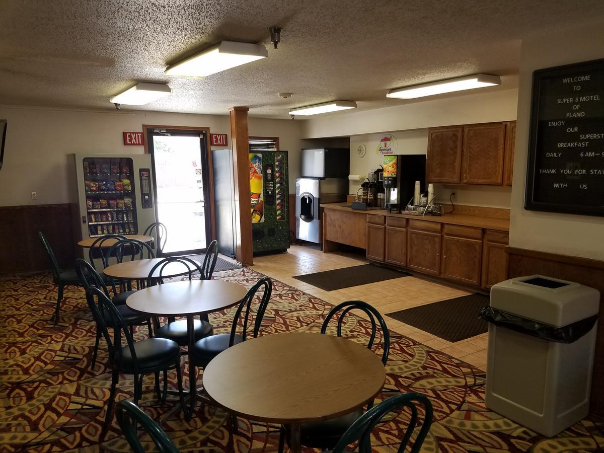 Super 8 By Wyndham Plano/Dallas Area Екстер'єр фото